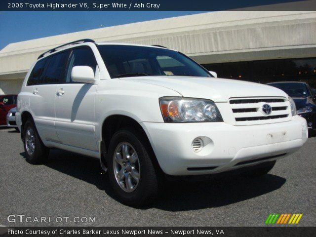 2006 Toyota Highlander V6 in Super White