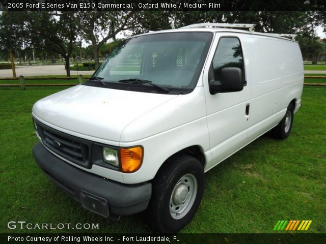 2005 Ford E Series Van E150 Commercial in Oxford White