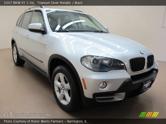 2007 BMW X5 3.0si in Titanium Silver Metallic