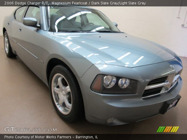 2006 Dodge Charger R/T in Magnesium Pearlcoat