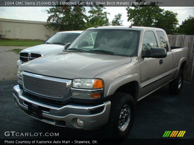 2004 GMC Sierra 2500HD SLT Extended Cab 4x4 in Silver Birch Metallic