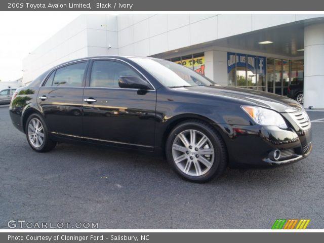 2009 Toyota Avalon Limited in Black