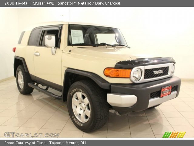 2008 Toyota FJ Cruiser 4WD in Sandstorm Metallic