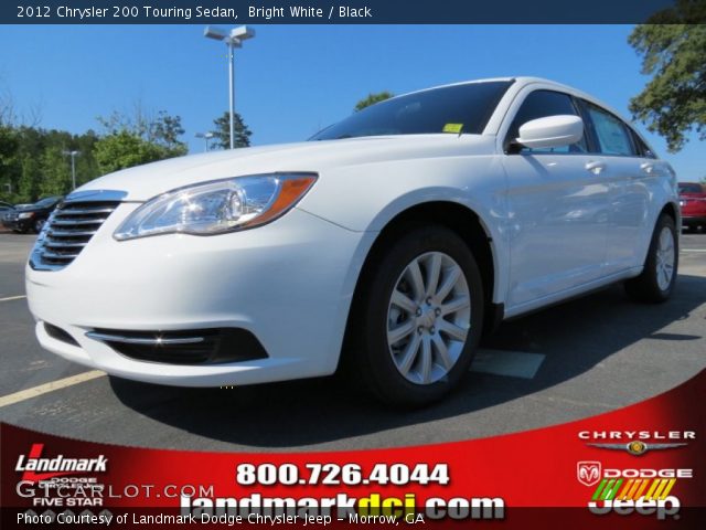 2012 Chrysler 200 Touring Sedan in Bright White