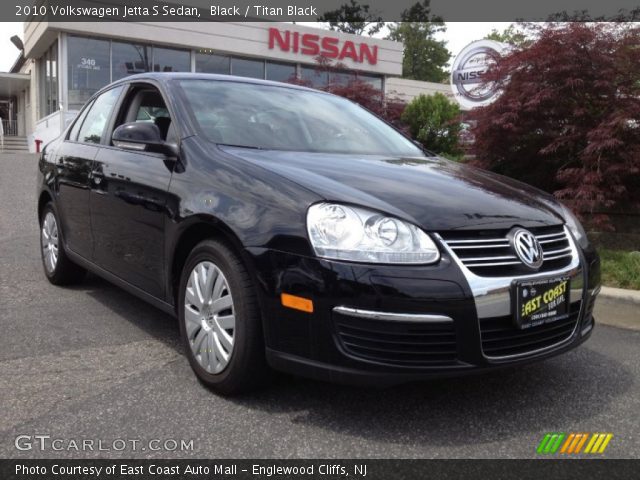 2010 Volkswagen Jetta S Sedan in Black