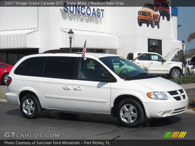 2007 Dodge Grand Caravan SXT in Stone White