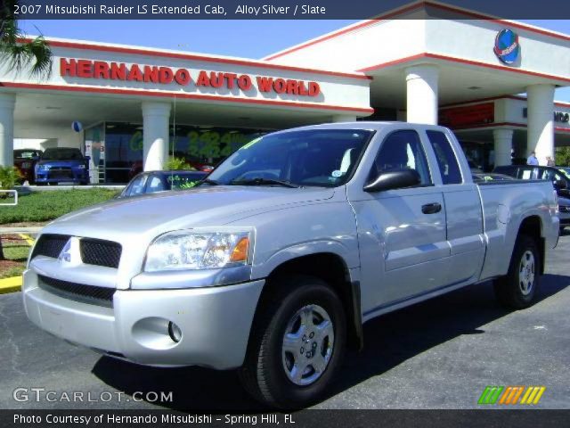 2007 Mitsubishi Raider LS Extended Cab in Alloy Silver