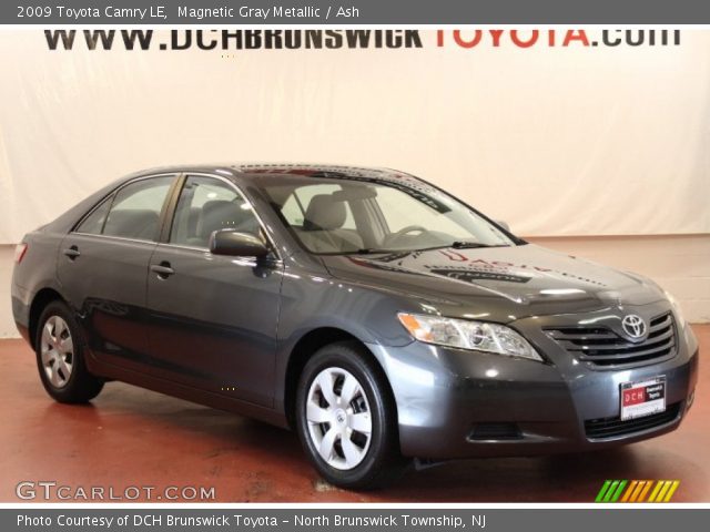 2009 Toyota Camry LE in Magnetic Gray Metallic