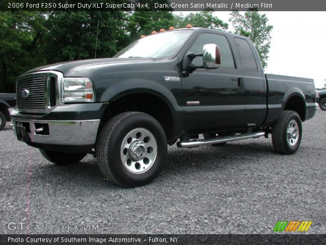 2006 Ford F350 Super Duty XLT SuperCab 4x4 in Dark Green Satin Metallic