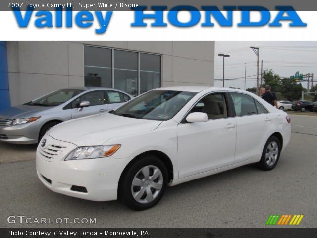 2007 Toyota Camry LE in Super White