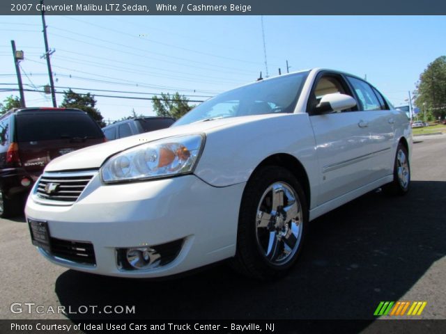 2007 Chevrolet Malibu LTZ Sedan in White