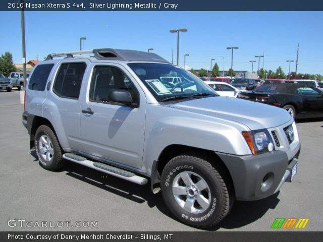 2010 Nissan Xterra S 4x4 in Silver Lightning Metallic