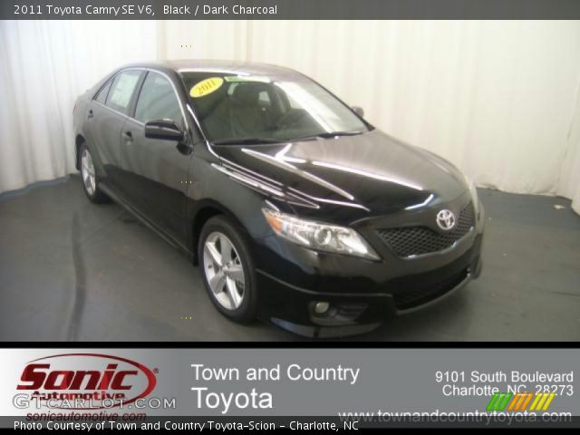 2011 Toyota Camry SE V6 in Black