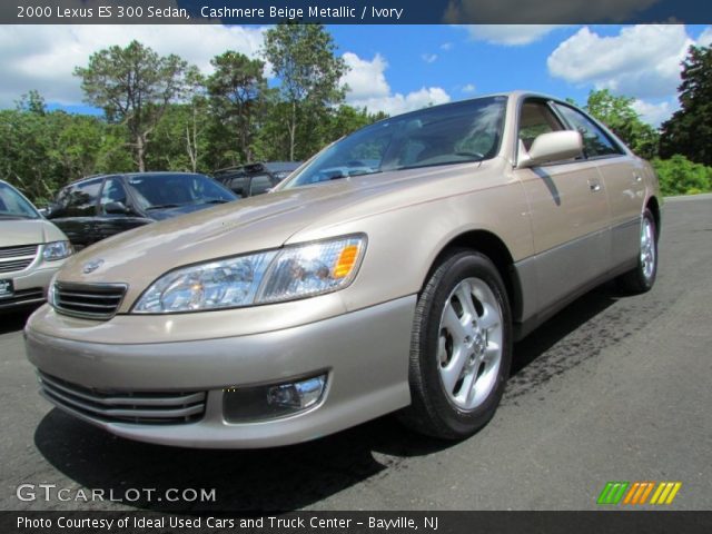 2000 Lexus ES 300 Sedan in Cashmere Beige Metallic
