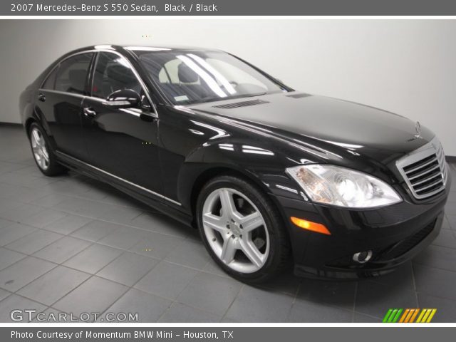 2007 Mercedes-Benz S 550 Sedan in Black