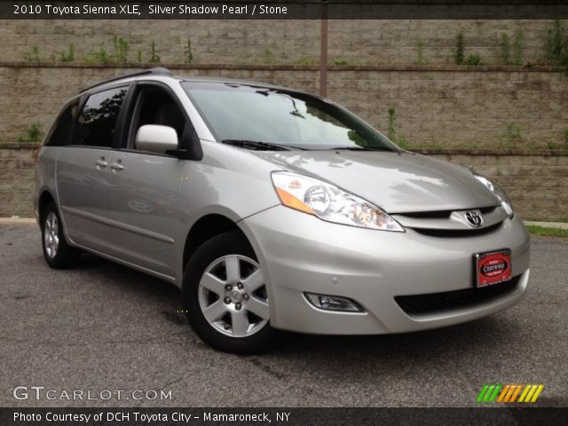 2010 Toyota Sienna XLE in Silver Shadow Pearl
