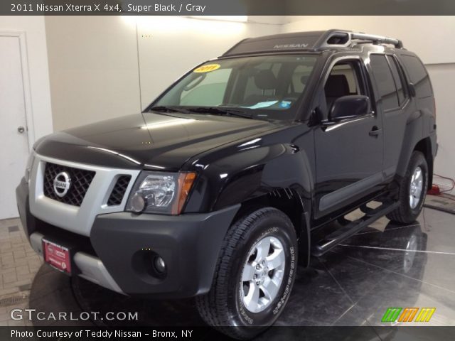 2011 Nissan Xterra X 4x4 in Super Black