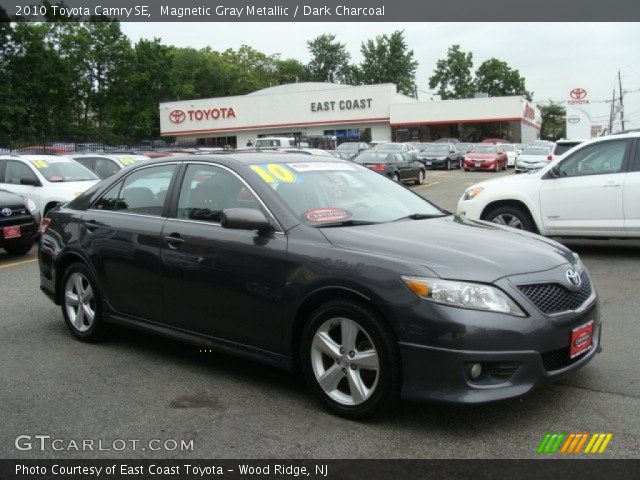 2010 Toyota Camry SE in Magnetic Gray Metallic