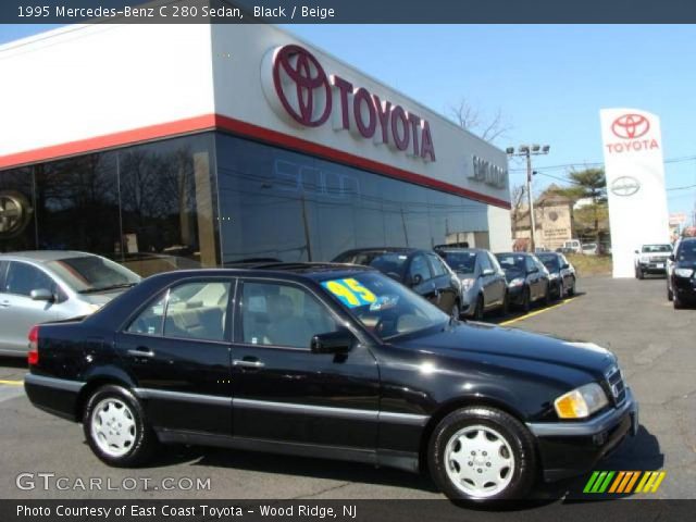 1995 Mercedes-Benz C 280 Sedan in Black