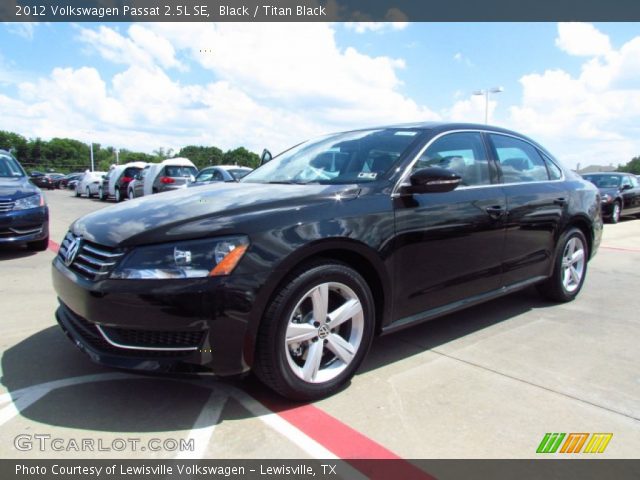 2012 Volkswagen Passat 2.5L SE in Black