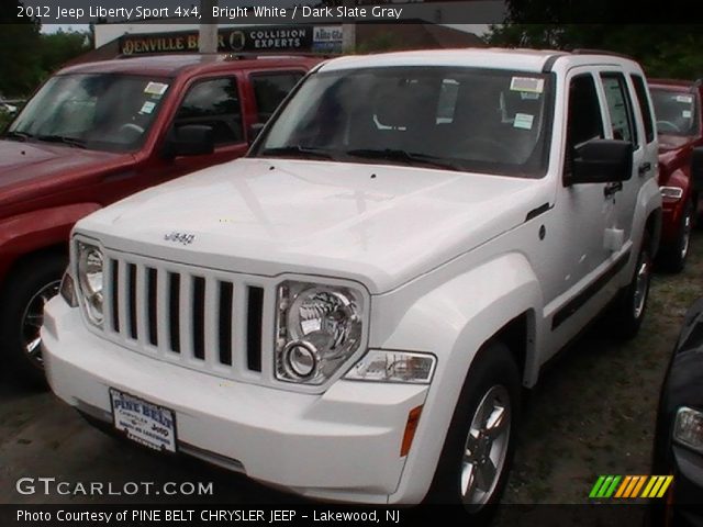 2012 Jeep Liberty Sport 4x4 in Bright White