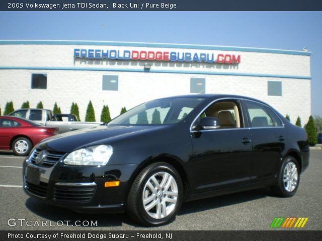 2009 Volkswagen Jetta TDI Sedan in Black Uni