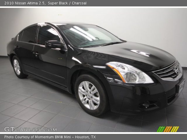 2010 Nissan Altima 2.5 in Super Black