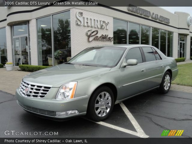 2006 Cadillac DTS Luxury in Green Silk Metallic