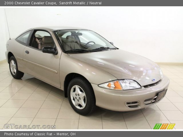 2000 Chevrolet Cavalier Coupe in Sandrift Metallic