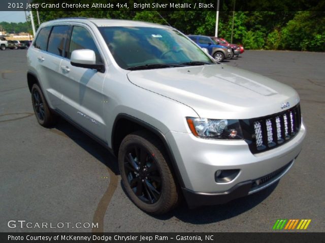 2012 Jeep Grand Cherokee Altitude 4x4 in Bright Silver Metallic