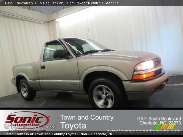 1999 Chevrolet S10 LS Regular Cab in Light Pewter Metallic