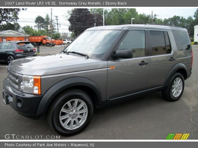 2007 Land Rover LR3 V8 SE in Stornoway Grey Metallic