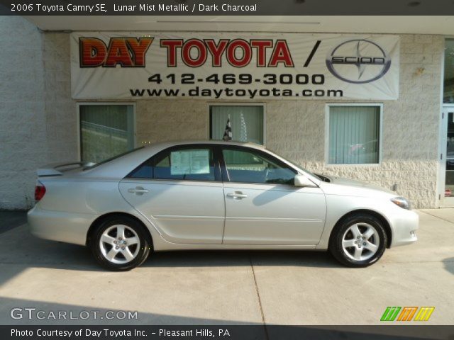 2006 Toyota Camry SE in Lunar Mist Metallic