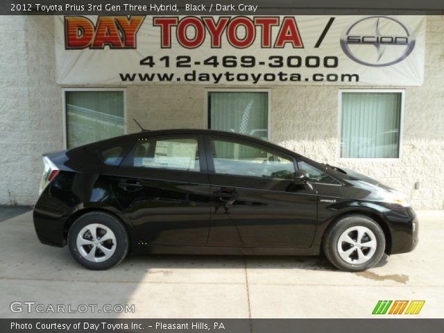 2012 Toyota Prius 3rd Gen Three Hybrid in Black