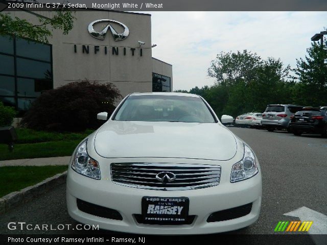 2009 Infiniti G 37 x Sedan in Moonlight White