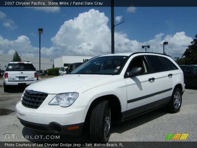 2007 Chrysler Pacifica  in Stone White