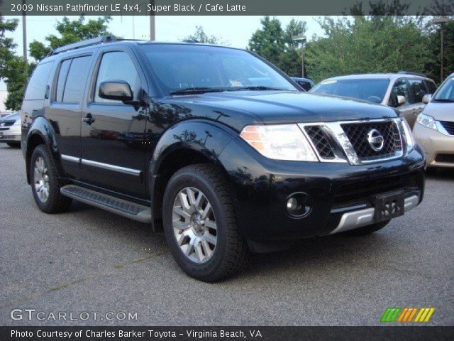 2009 Nissan Pathfinder LE 4x4 in Super Black