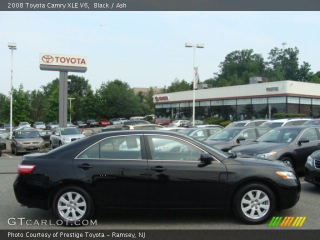 2008 Toyota Camry XLE V6 in Black