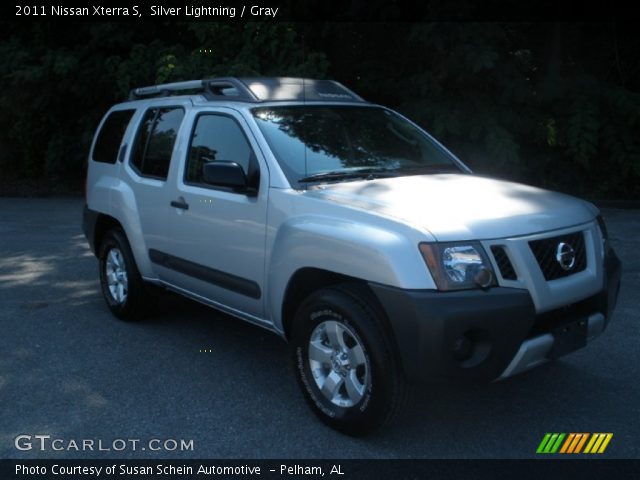 2011 Nissan Xterra S in Silver Lightning