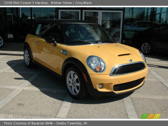 2008 Mini Cooper S Hardtop in Mellow Yellow