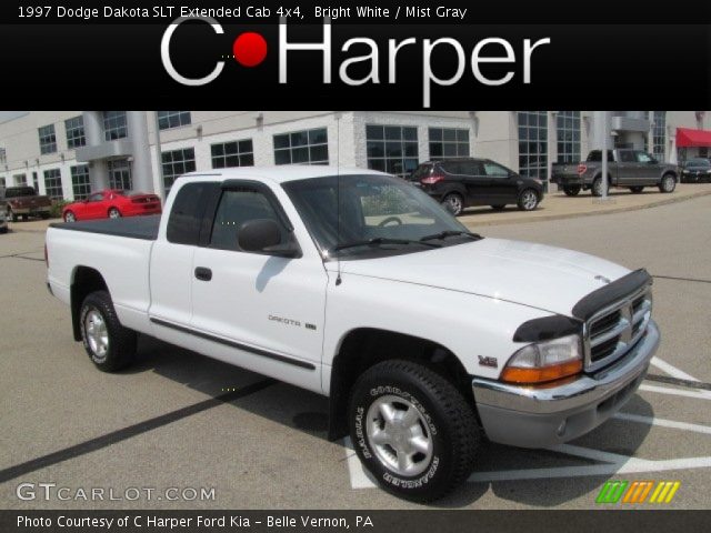 1997 Dodge Dakota SLT Extended Cab 4x4 in Bright White