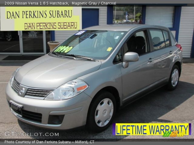 2009 Nissan Versa 1.8 S Hatchback in Magnetic Gray