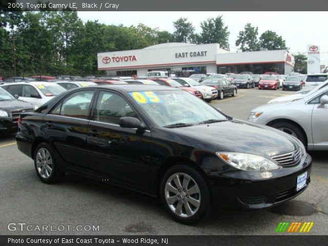 2005 Toyota Camry LE in Black