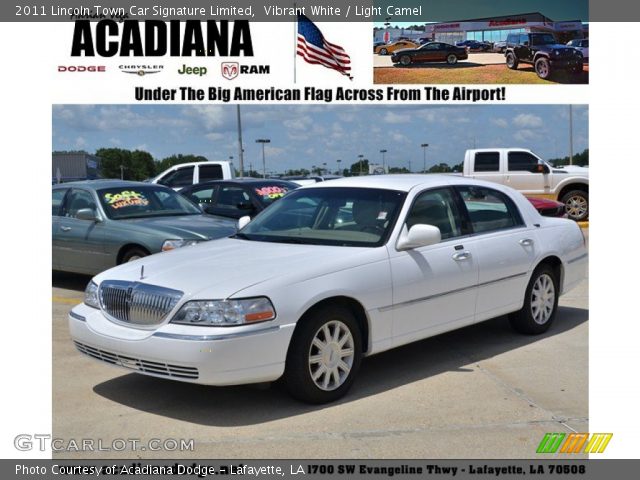 2011 Lincoln Town Car Signature Limited in Vibrant White