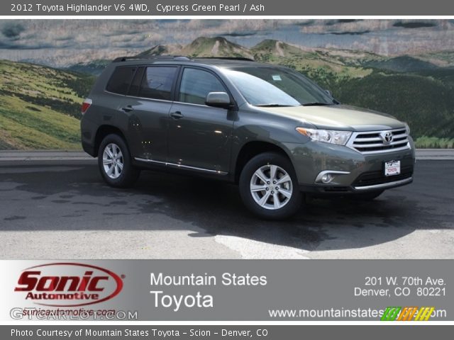 2012 Toyota Highlander V6 4WD in Cypress Green Pearl
