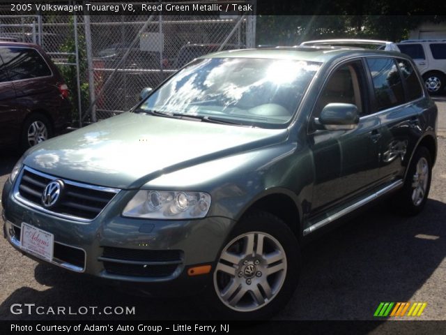 2005 Volkswagen Touareg V8 in Reed Green Metallic