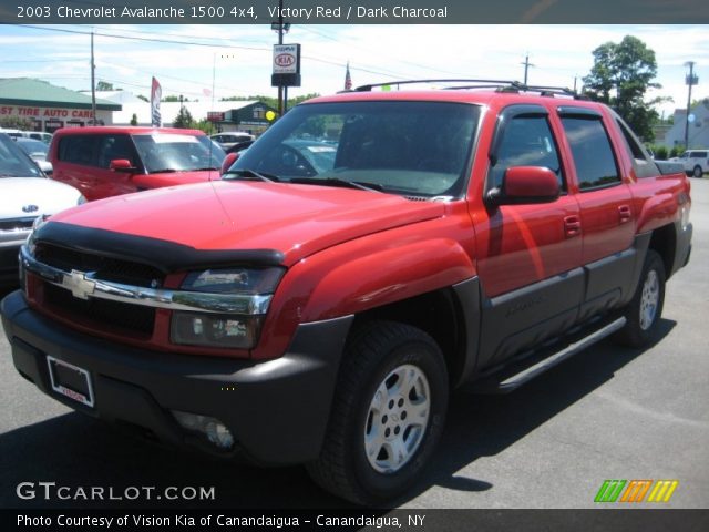 2003 Chevrolet Avalanche 1500 4x4 in Victory Red
