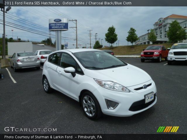 2011 Ford Fiesta SES Hatchback in Oxford White