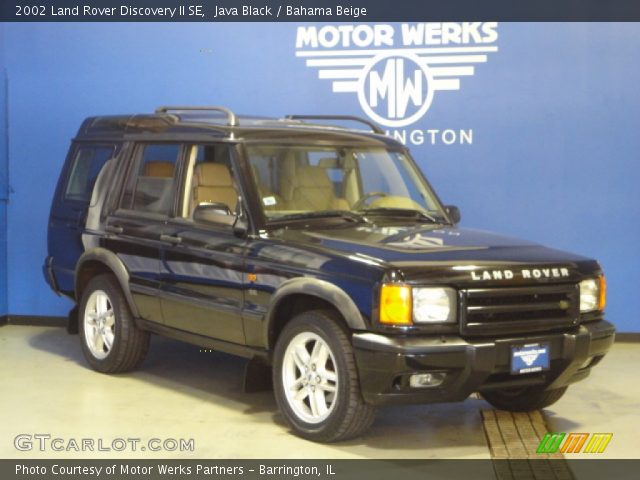 2002 Land Rover Discovery II SE in Java Black