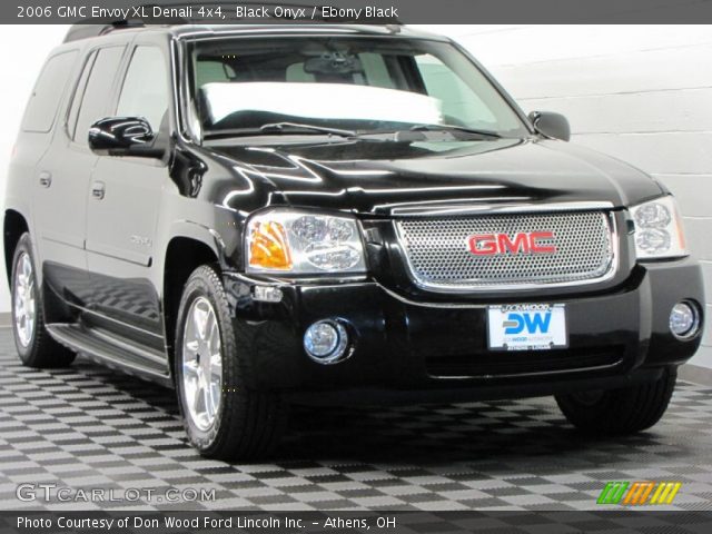 2006 GMC Envoy XL Denali 4x4 in Black Onyx